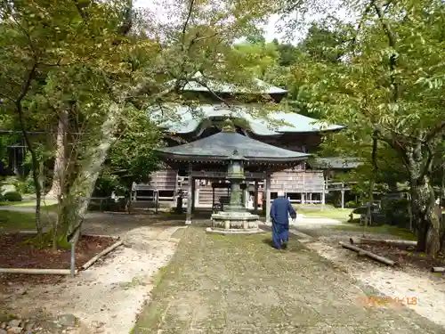 松尾寺の本殿・本堂