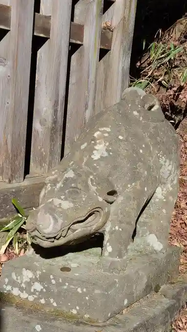 武蔵御嶽神社の狛犬