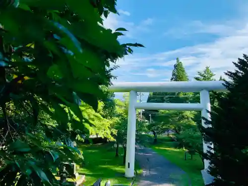 土津神社｜こどもと出世の神さまの鳥居