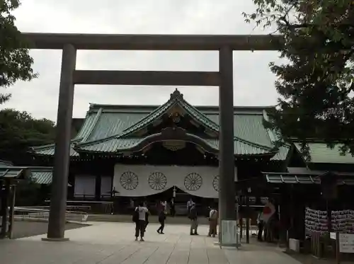 靖國神社の鳥居