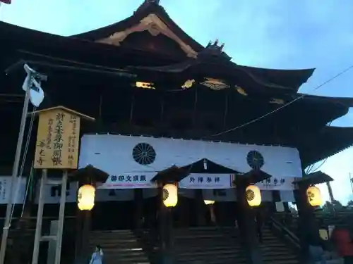 善光寺の本殿・本堂