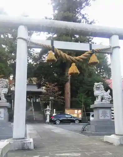 中氷川神社の鳥居