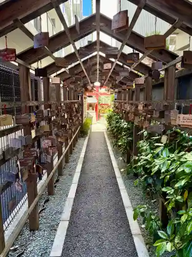 野中神社の{uncategorized: "未分類", other: "その他", undefined: "問題あり", building: "その他建物", grave: "お墓", sacred_gate: "鳥居", guardian: "狛犬", statue: "像", buddha: "仏像", history: "歴史", nature: "自然", garden: "庭園", animal: "動物", pagoda: "塔", temizu: "手水舎", mountain_gate: "山門・神門", sanctuary: "本殿・本堂", subordinate: "末社・摂社", art: "芸術", scenery: "景色", jizo: "地蔵", ema: "絵馬", goshuin: "御朱印", omikuji: "おみくじ", items: "授与品その他", amulet: "お守り", goshuincho: "御朱印帳", eats: "食事", festival: "お祭り", votive_dance: "神楽", shichigosan: "七五三参", wedding: "結婚式", experience: "体験その他", initially: "初詣", around: "周辺", anti_infection: "感染症対策"}