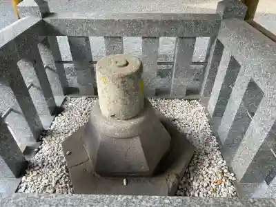 千栗八幡宮の{uncategorized: "未分類", other: "その他", undefined: "問題あり", building: "その他建物", grave: "お墓", sacred_gate: "鳥居", guardian: "狛犬", statue: "像", buddha: "仏像", history: "歴史", nature: "自然", garden: "庭園", animal: "動物", pagoda: "塔", temizu: "手水舎", mountain_gate: "山門・神門", sanctuary: "本殿・本堂", subordinate: "末社・摂社", art: "芸術", scenery: "景色", jizo: "地蔵", ema: "絵馬", goshuin: "御朱印", omikuji: "おみくじ", items: "授与品その他", amulet: "お守り", goshuincho: "御朱印帳", eats: "食事", festival: "お祭り", votive_dance: "神楽", shichigosan: "七五三参", wedding: "結婚式", experience: "体験その他", initially: "初詣", around: "周辺", anti_infection: "感染症対策"}