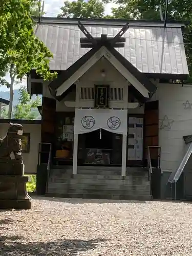 星置神社の本殿