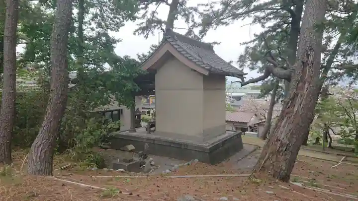 山神社(前田)の本殿・本堂