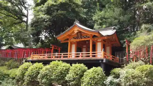 根津神社の末社・摂社