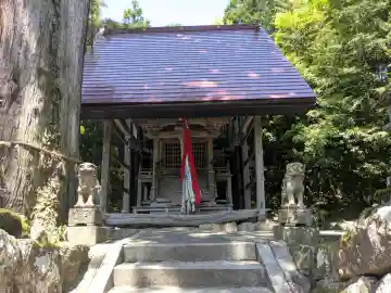 八幡神社の{uncategorized: "未分類", other: "その他", undefined: "問題あり", building: "その他建物", grave: "お墓", sacred_gate: "鳥居", guardian: "狛犬", statue: "像", buddha: "仏像", history: "歴史", nature: "自然", garden: "庭園", animal: "動物", pagoda: "塔", temizu: "手水舎", mountain_gate: "山門・神門", sanctuary: "本殿・本堂", subordinate: "末社・摂社", art: "芸術", scenery: "景色", jizo: "地蔵", ema: "絵馬", goshuin: "御朱印", omikuji: "おみくじ", items: "授与品その他", amulet: "お守り", goshuincho: "御朱印帳", eats: "食事", festival: "お祭り", votive_dance: "神楽", shichigosan: "七五三参", wedding: "結婚式", experience: "体験その他", initially: "初詣", around: "周辺", anti_infection: "感染症対策"}