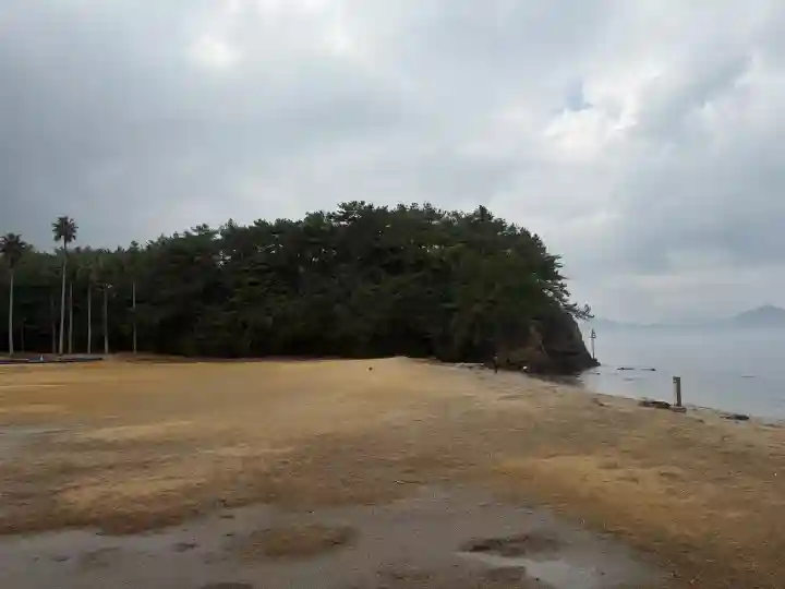 妙見神社の{uncategorized: "未分類", other: "その他", undefined: "問題あり", building: "その他建物", grave: "お墓", sacred_gate: "鳥居", guardian: "狛犬", statue: "像", buddha: "仏像", history: "歴史", nature: "自然", garden: "庭園", animal: "動物", pagoda: "塔", temizu: "手水舎", mountain_gate: "山門・神門", sanctuary: "本殿・本堂", subordinate: "末社・摂社", art: "芸術", scenery: "景色", jizo: "地蔵", ema: "絵馬", goshuin: "御朱印", omikuji: "おみくじ", items: "授与品その他", amulet: "お守り", goshuincho: "御朱印帳", eats: "食事", festival: "お祭り", votive_dance: "神楽", shichigosan: "七五三参", wedding: "結婚式", experience: "体験その他", initially: "初詣", around: "周辺", anti_infection: "感染症対策"}