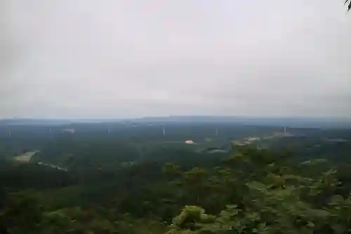 御岩神社の建物その他