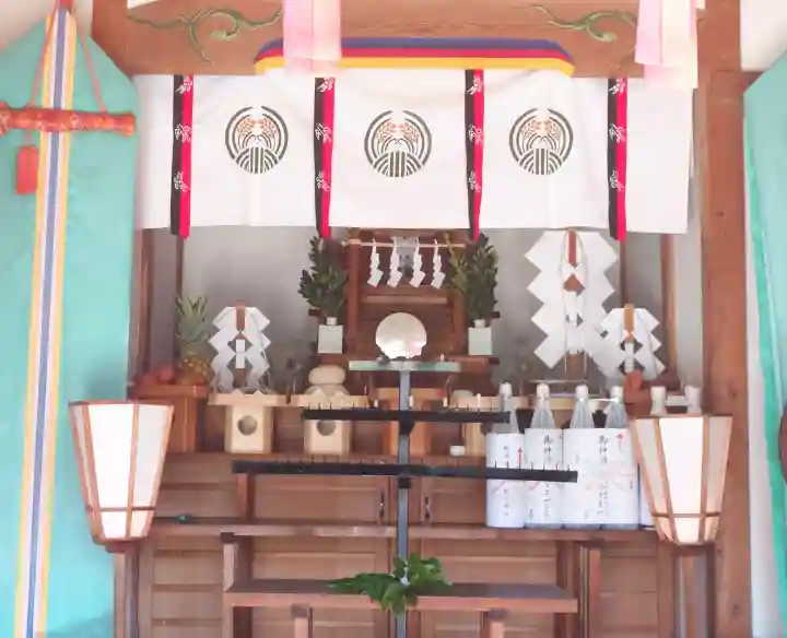 上宮地稲荷神社の{uncategorized: "未分類", other: "その他", undefined: "問題あり", building: "その他建物", grave: "お墓", sacred_gate: "鳥居", guardian: "狛犬", statue: "像", buddha: "仏像", history: "歴史", nature: "自然", garden: "庭園", animal: "動物", pagoda: "塔", temizu: "手水舎", mountain_gate: "山門・神門", sanctuary: "本殿・本堂", subordinate: "末社・摂社", art: "芸術", scenery: "景色", jizo: "地蔵", ema: "絵馬", goshuin: "御朱印", omikuji: "おみくじ", items: "授与品その他", amulet: "お守り", goshuincho: "御朱印帳", eats: "食事", festival: "お祭り", votive_dance: "神楽", shichigosan: "七五三参", wedding: "結婚式", experience: "体験その他", initially: "初詣", around: "周辺", anti_infection: "感染症対策"}