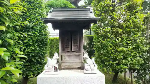 円成院の末社・摂社