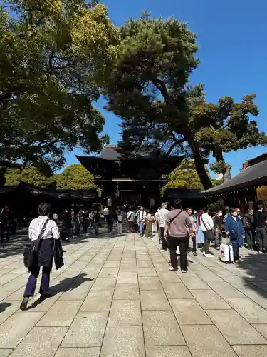 明治神宮の{uncategorized: "未分類", other: "その他", undefined: "問題あり", building: "その他建物", grave: "お墓", sacred_gate: "鳥居", guardian: "狛犬", statue: "像", buddha: "仏像", history: "歴史", nature: "自然", garden: "庭園", animal: "動物", pagoda: "塔", temizu: "手水舎", mountain_gate: "山門・神門", sanctuary: "本殿・本堂", subordinate: "末社・摂社", art: "芸術", scenery: "景色", jizo: "地蔵", ema: "絵馬", goshuin: "御朱印", omikuji: "おみくじ", items: "授与品その他", amulet: "お守り", goshuincho: "御朱印帳", eats: "食事", festival: "お祭り", votive_dance: "神楽", shichigosan: "七五三参", wedding: "結婚式", experience: "体験その他", initially: "初詣", around: "周辺", anti_infection: "感染症対策"}