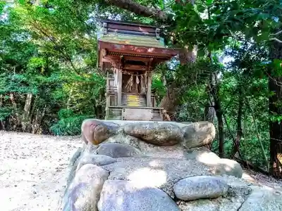 森岡神社の末社・摂社