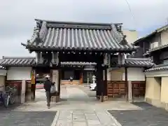 上徳寺の山門