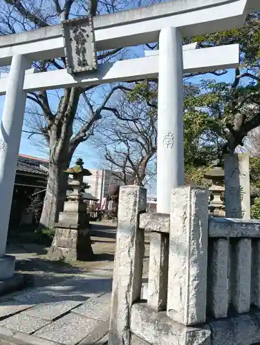 八幡橋八幡神社の{uncategorized: "未分類", other: "その他", undefined: "問題あり", building: "その他建物", grave: "お墓", sacred_gate: "鳥居", guardian: "狛犬", statue: "像", buddha: "仏像", history: "歴史", nature: "自然", garden: "庭園", animal: "動物", pagoda: "塔", temizu: "手水舎", mountain_gate: "山門・神門", sanctuary: "本殿・本堂", subordinate: "末社・摂社", art: "芸術", scenery: "景色", jizo: "地蔵", ema: "絵馬", goshuin: "御朱印", omikuji: "おみくじ", items: "授与品その他", amulet: "お守り", goshuincho: "御朱印帳", eats: "食事", festival: "お祭り", votive_dance: "神楽", shichigosan: "七五三参", wedding: "結婚式", experience: "体験その他", initially: "初詣", around: "周辺", anti_infection: "感染症対策"}