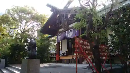 稲毛神社の本殿・本堂