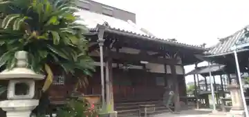 本澄寺の本殿・本堂