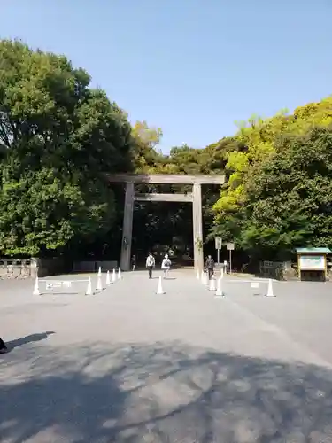 熱田神宮の鳥居