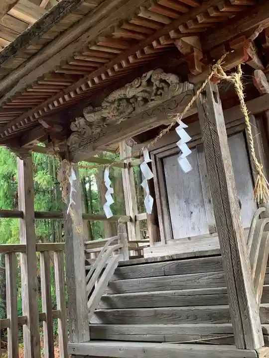 八幡神社の本殿・本堂