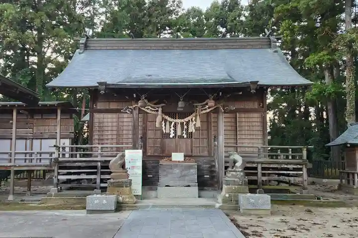 多賀神社の本殿・本堂