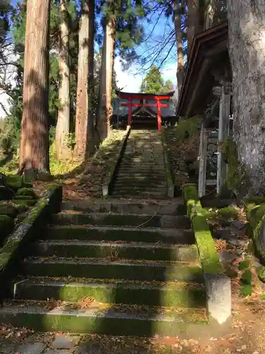 巣守神社の鳥居