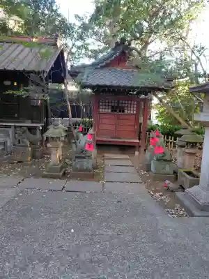 渋谷氷川神社の{uncategorized: "未分類", other: "その他", undefined: "問題あり", building: "その他建物", grave: "お墓", sacred_gate: "鳥居", guardian: "狛犬", statue: "像", buddha: "仏像", history: "歴史", nature: "自然", garden: "庭園", animal: "動物", pagoda: "塔", temizu: "手水舎", mountain_gate: "山門・神門", sanctuary: "本殿・本堂", subordinate: "末社・摂社", art: "芸術", scenery: "景色", jizo: "地蔵", ema: "絵馬", goshuin: "御朱印", omikuji: "おみくじ", items: "授与品その他", amulet: "お守り", goshuincho: "御朱印帳", eats: "食事", festival: "お祭り", votive_dance: "神楽", shichigosan: "七五三参", wedding: "結婚式", experience: "体験その他", initially: "初詣", around: "周辺", anti_infection: "感染症対策"}