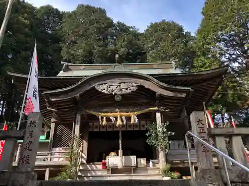 坂本八幡神社の本殿・本堂