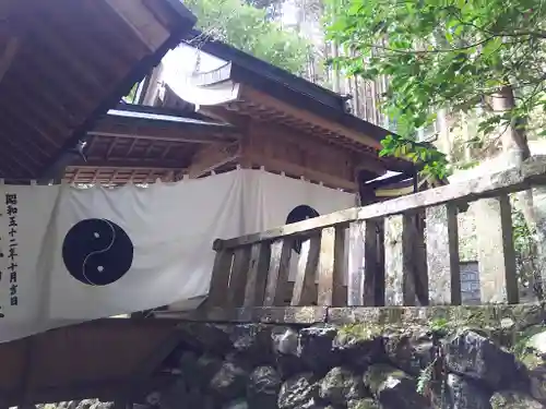 寺尾神社の本殿