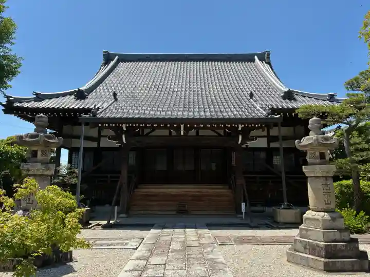高布山 金勝寺の{uncategorized: "未分類", other: "その他", undefined: "問題あり", building: "その他建物", grave: "お墓", sacred_gate: "鳥居", guardian: "狛犬", statue: "像", buddha: "仏像", history: "歴史", nature: "自然", garden: "庭園", animal: "動物", pagoda: "塔", temizu: "手水舎", mountain_gate: "山門・神門", sanctuary: "本殿・本堂", subordinate: "末社・摂社", art: "芸術", scenery: "景色", jizo: "地蔵", ema: "絵馬", goshuin: "御朱印", omikuji: "おみくじ", items: "授与品その他", amulet: "お守り", goshuincho: "御朱印帳", eats: "食事", festival: "お祭り", votive_dance: "神楽", shichigosan: "七五三参", wedding: "結婚式", experience: "体験その他", initially: "初詣", around: "周辺", anti_infection: "感染症対策"}