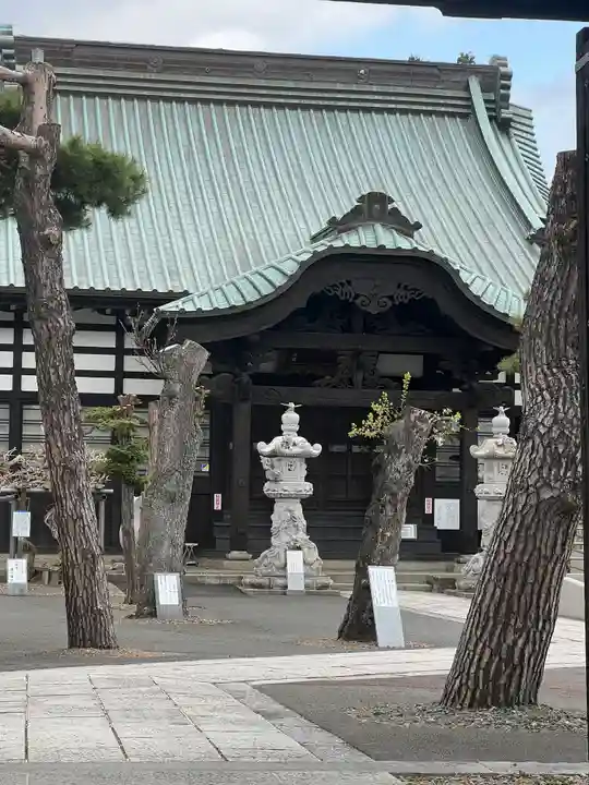 東顕寺の本殿・本堂