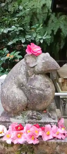 大豊神社の{uncategorized: "未分類", other: "その他", undefined: "問題あり", building: "その他建物", grave: "お墓", sacred_gate: "鳥居", guardian: "狛犬", statue: "像", buddha: "仏像", history: "歴史", nature: "自然", garden: "庭園", animal: "動物", pagoda: "塔", temizu: "手水舎", mountain_gate: "山門・神門", sanctuary: "本殿・本堂", subordinate: "末社・摂社", art: "芸術", scenery: "景色", jizo: "地蔵", ema: "絵馬", goshuin: "御朱印", omikuji: "おみくじ", items: "授与品その他", amulet: "お守り", goshuincho: "御朱印帳", eats: "食事", festival: "お祭り", votive_dance: "神楽", shichigosan: "七五三参", wedding: "結婚式", experience: "体験その他", initially: "初詣", around: "周辺", anti_infection: "感染症対策"}