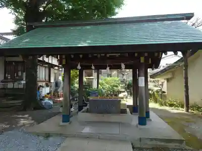 用賀神社の手水舎