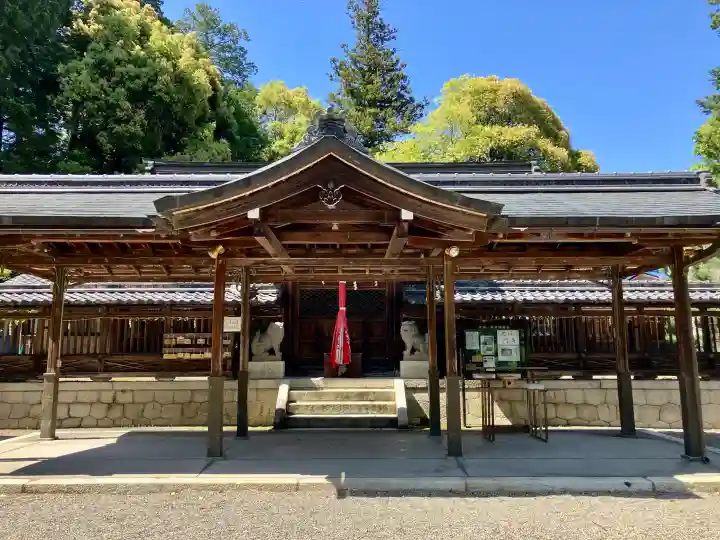 大嶋神社奥津嶋神社の{uncategorized: "未分類", other: "その他", undefined: "問題あり", building: "その他建物", grave: "お墓", sacred_gate: "鳥居", guardian: "狛犬", statue: "像", buddha: "仏像", history: "歴史", nature: "自然", garden: "庭園", animal: "動物", pagoda: "塔", temizu: "手水舎", mountain_gate: "山門・神門", sanctuary: "本殿・本堂", subordinate: "末社・摂社", art: "芸術", scenery: "景色", jizo: "地蔵", ema: "絵馬", goshuin: "御朱印", omikuji: "おみくじ", items: "授与品その他", amulet: "お守り", goshuincho: "御朱印帳", eats: "食事", festival: "お祭り", votive_dance: "神楽", shichigosan: "七五三参", wedding: "結婚式", experience: "体験その他", initially: "初詣", around: "周辺", anti_infection: "感染症対策"}