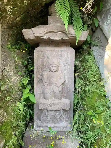 八幡神社の仏像