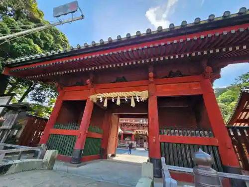 静岡浅間神社の山門・神門