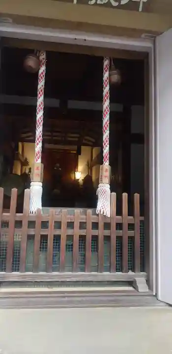 前原御嶽神社の本殿・本堂