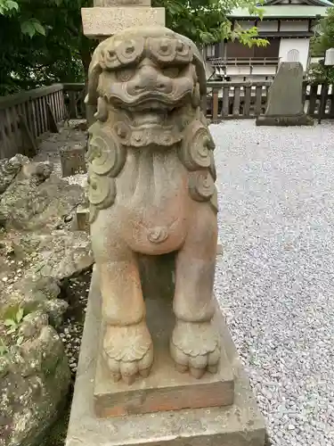 叶神社 (西叶神社)の狛犬