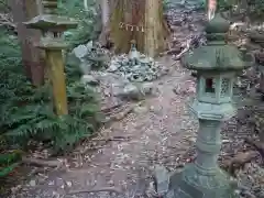 天の岩戸神社の建物その他