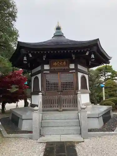 松林寺の本殿