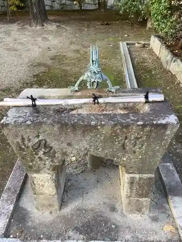 津島神社の手水舎