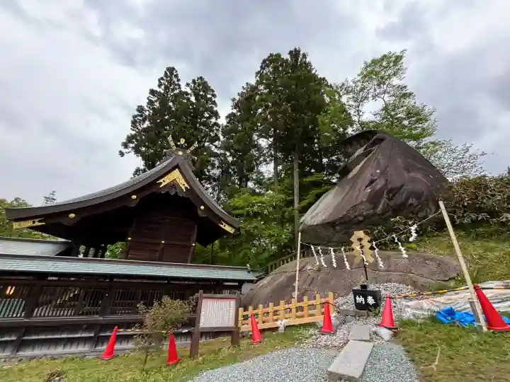 櫻山神社の{uncategorized: "未分類", other: "その他", undefined: "問題あり", building: "その他建物", grave: "お墓", sacred_gate: "鳥居", guardian: "狛犬", statue: "像", buddha: "仏像", history: "歴史", nature: "自然", garden: "庭園", animal: "動物", pagoda: "塔", temizu: "手水舎", mountain_gate: "山門・神門", sanctuary: "本殿・本堂", subordinate: "末社・摂社", art: "芸術", scenery: "景色", jizo: "地蔵", ema: "絵馬", goshuin: "御朱印", omikuji: "おみくじ", items: "授与品その他", amulet: "お守り", goshuincho: "御朱印帳", eats: "食事", festival: "お祭り", votive_dance: "神楽", shichigosan: "七五三参", wedding: "結婚式", experience: "体験その他", initially: "初詣", around: "周辺", anti_infection: "感染症対策"}