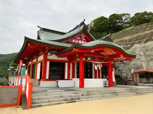 高橋稲荷神社の本殿・本堂