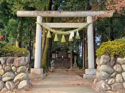 小被神社の鳥居