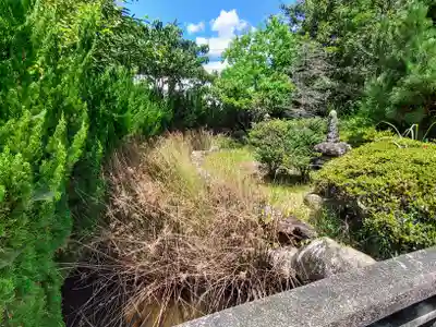 弁財天奥の院のその他建物