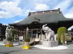 長福寿寺の本殿