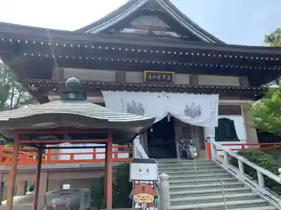 八坂寺の本殿・本堂
