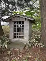 旭川神社の{uncategorized: "未分類", other: "その他", undefined: "問題あり", building: "その他建物", grave: "お墓", sacred_gate: "鳥居", guardian: "狛犬", statue: "像", buddha: "仏像", history: "歴史", nature: "自然", garden: "庭園", animal: "動物", pagoda: "塔", temizu: "手水舎", mountain_gate: "山門・神門", sanctuary: "本殿・本堂", subordinate: "末社・摂社", art: "芸術", scenery: "景色", jizo: "地蔵", ema: "絵馬", goshuin: "御朱印", omikuji: "おみくじ", items: "授与品その他", amulet: "お守り", goshuincho: "御朱印帳", eats: "食事", festival: "お祭り", votive_dance: "神楽", shichigosan: "七五三参", wedding: "結婚式", experience: "体験その他", initially: "初詣", around: "周辺", anti_infection: "感染症対策"}