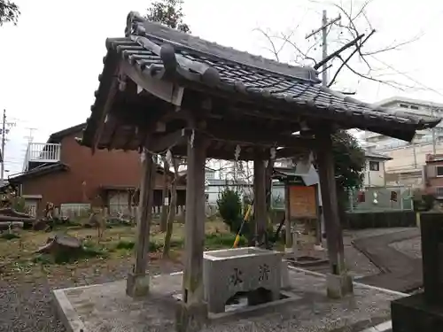 手力雄神社の手水