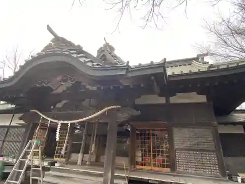 三八城神社の本殿